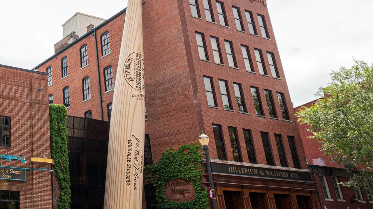 Louisville Slugger Museum
800 W Main St 
Every time you tell yourself you’ll finally hit up the Louisville Slugger Museum, you end up finding some excuse, but not this time. You’ve got time and there’s not much to do outside. The Slugger Museum has a surprising amount to do once inside.