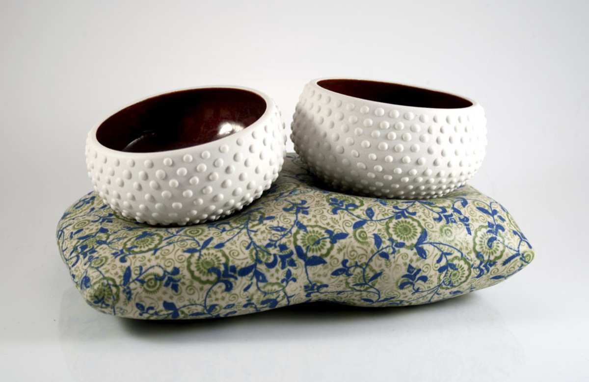 Teabowls by Amy Chase. Porcelain, underglaze.