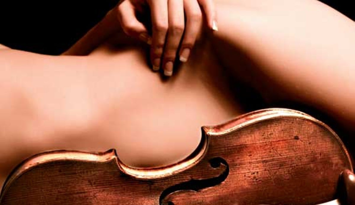 Classical Music: Naked Louisville Orchestra to boost ticket sales