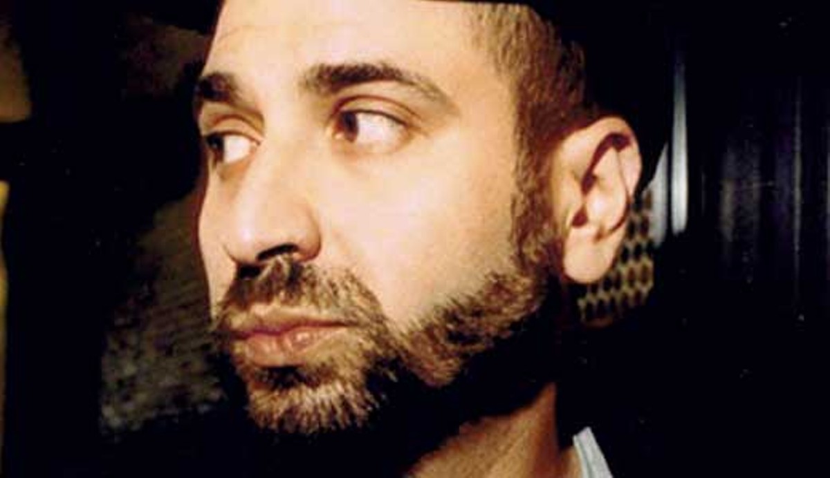 Comedy: Dave Attell &#151; On the wagon yet still on the edge