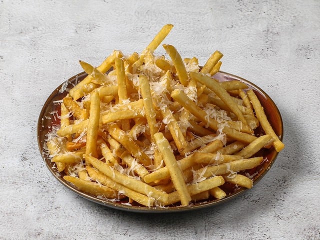 Can You Eat Two Pounds Of French Fries? If So, This Louisville Restaurant Has The Competition For You!