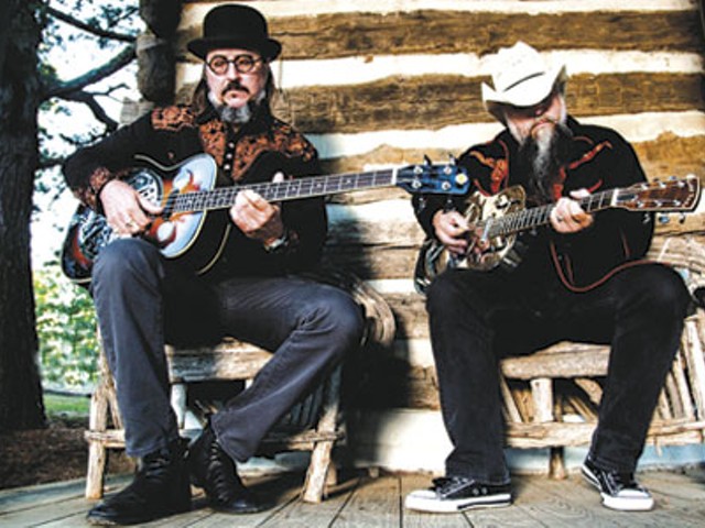 Les Claypool and Bryan Kehoe blend a kinetic style of ?polyrhythmic, vocally-driven jams