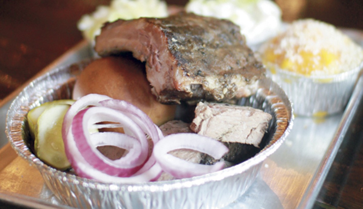 Meat, meet not-meat at New Albany&#146;s Feast BBQ