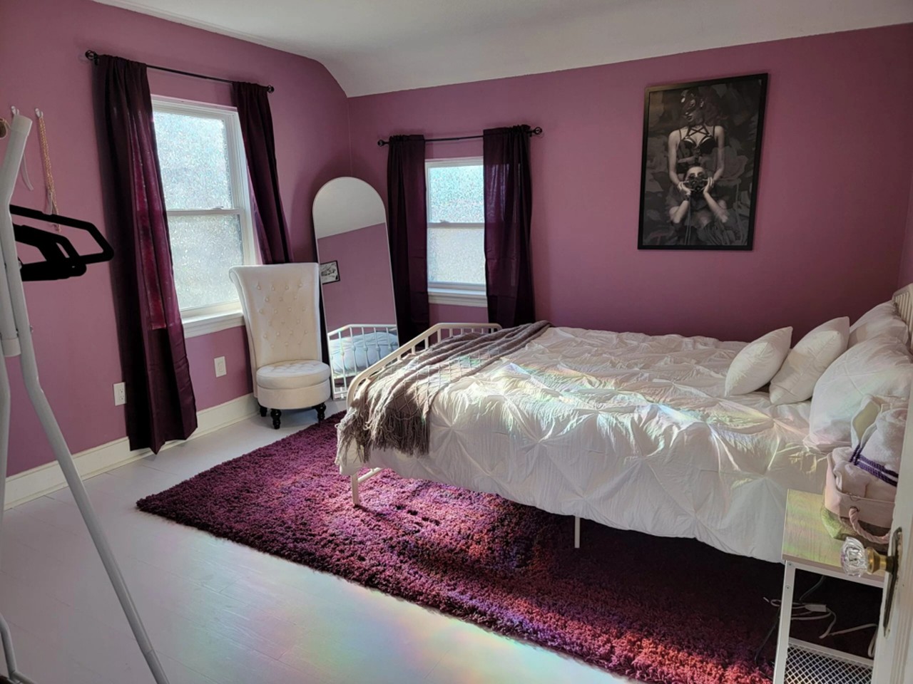 PHOTOS: How About A Bit of Afternoon Delight? Rent This "Spicy" B&B In Cincinnati
