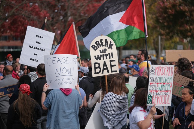 PHOTOS: Louisville Activists Rally For Ceasefire And Peace In The Middle East