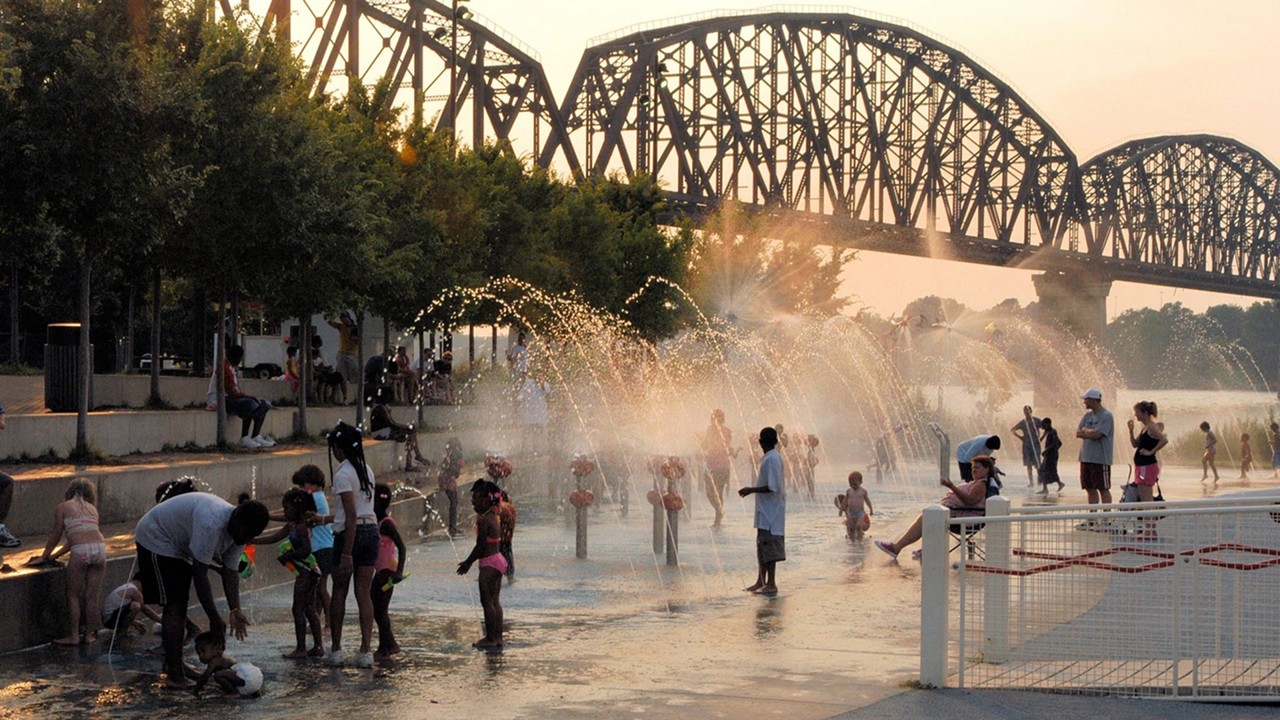 Waterfront Park
1101 River Rd  
Waterfront Park has an amazing free public splashpark. The area includes misters, a tipping water bucket and structures that resemble boats and a bridge. Photo via  Waterfront Park