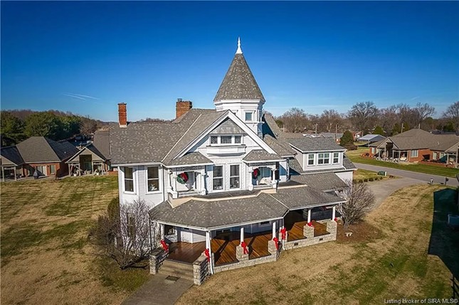 This Historic Queen Anne Mansion In Jeffersonville Towers Over Its New Build Neighbors [PHOTOS]