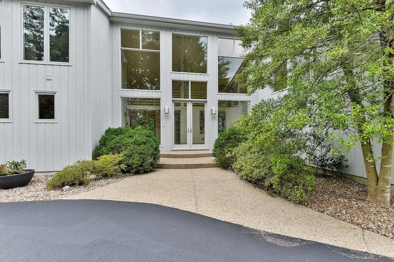 This Louisville Home For Sale Is An Art Lovers Dream [PHOTOS]