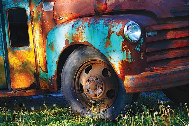 &#145;Old School Bus&#146;&#151;Honorable Mention Color Photography  by Mark Schaefer