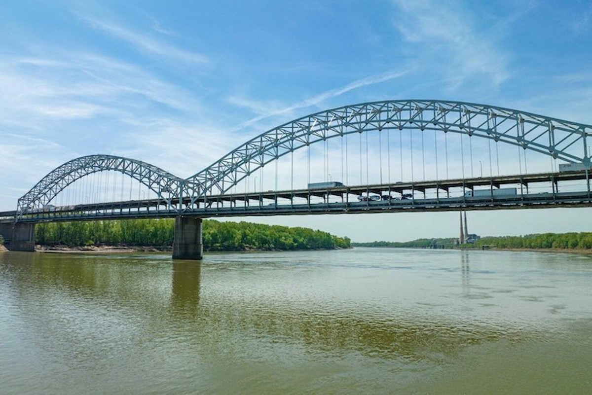 Sherman Minton Bridge Closes Indefinitely For Immediate Inspection